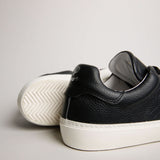 The Tumbled Leather - Black