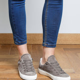 The Suede - Dark Taupe